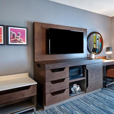 Hampton Inn & Suites Las Vegas Convention Center - No Resort Fee Exteriér fotografie