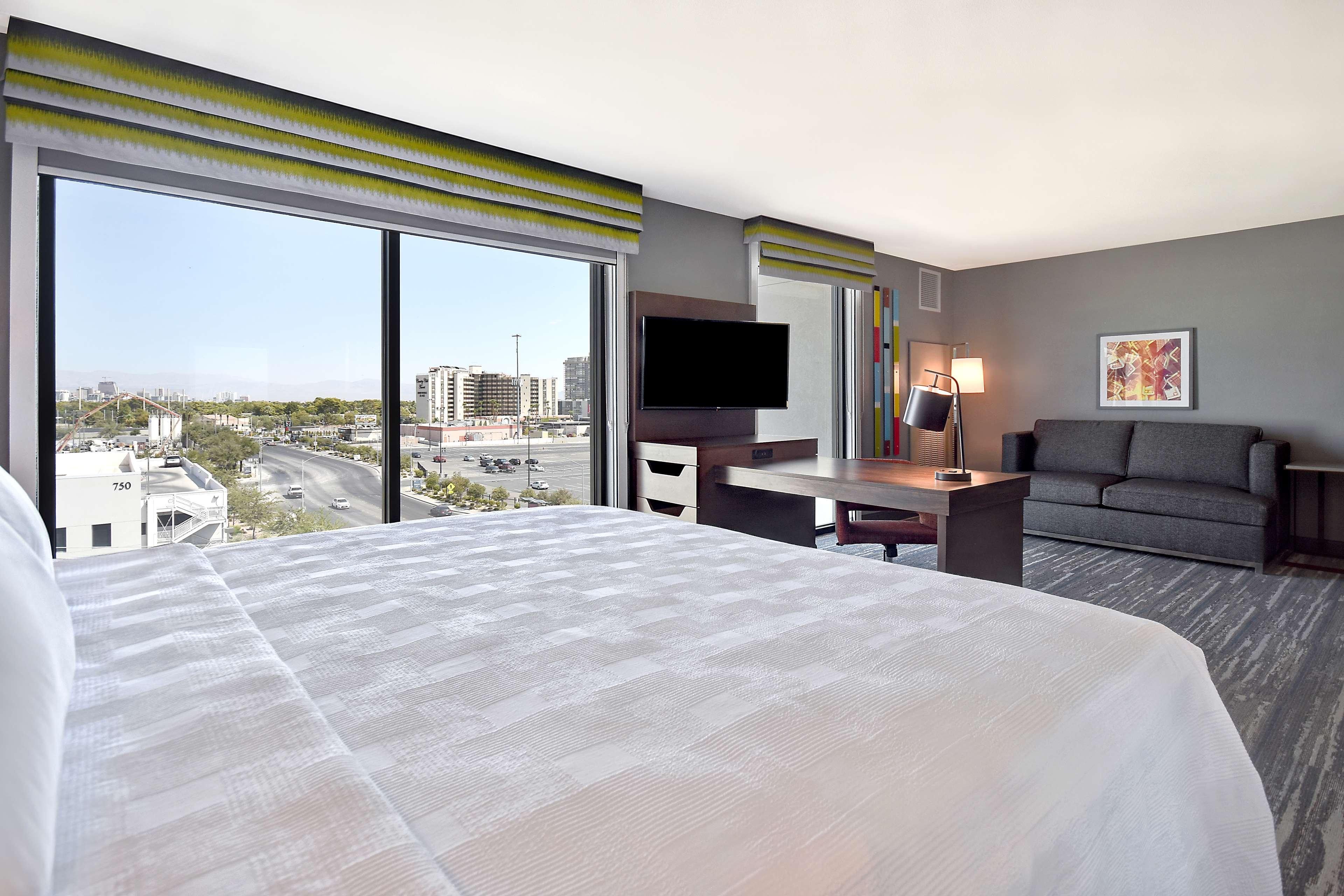 Hampton Inn & Suites Las Vegas Convention Center - No Resort Fee Exteriér fotografie