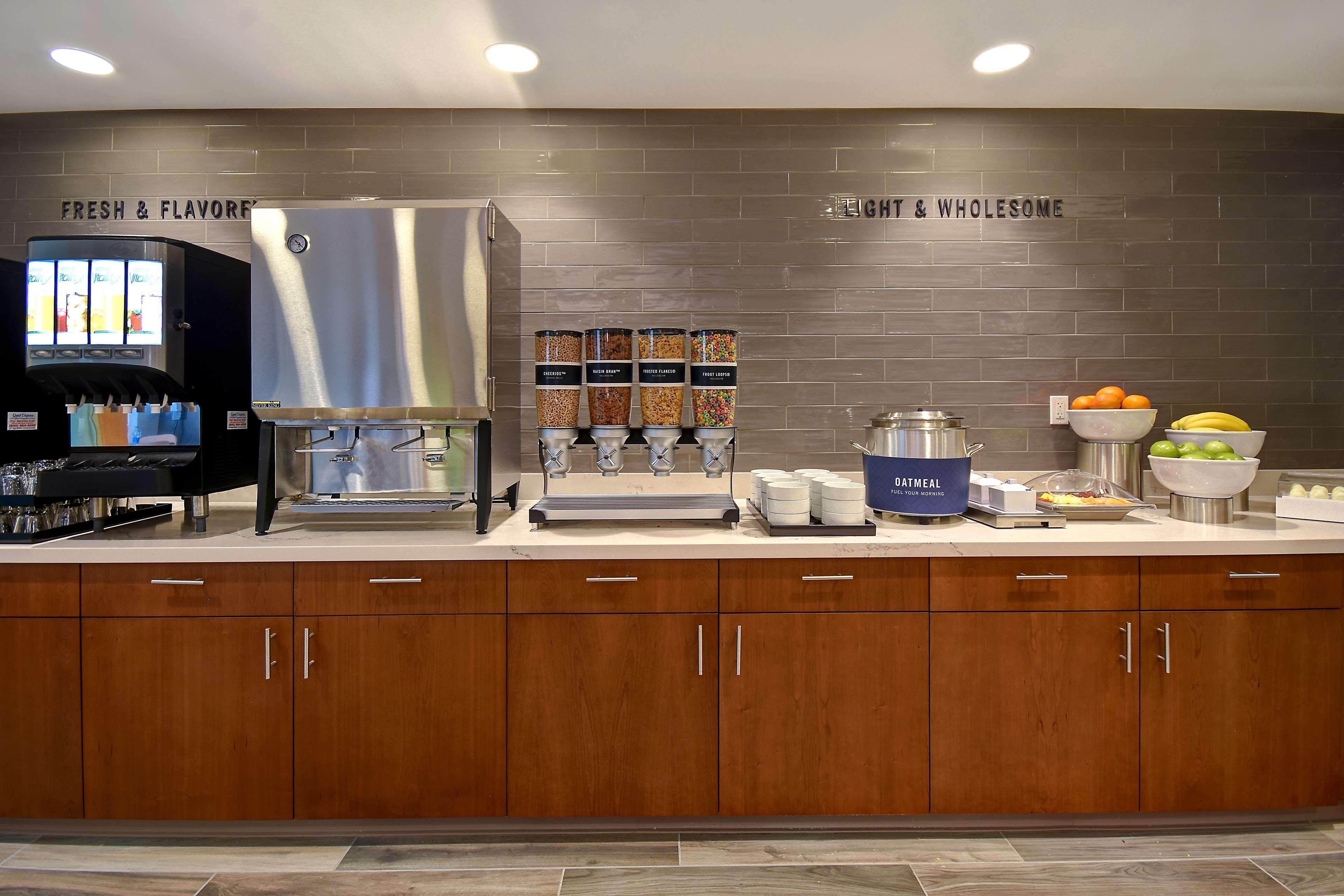 Hampton Inn & Suites Las Vegas Convention Center - No Resort Fee Exteriér fotografie