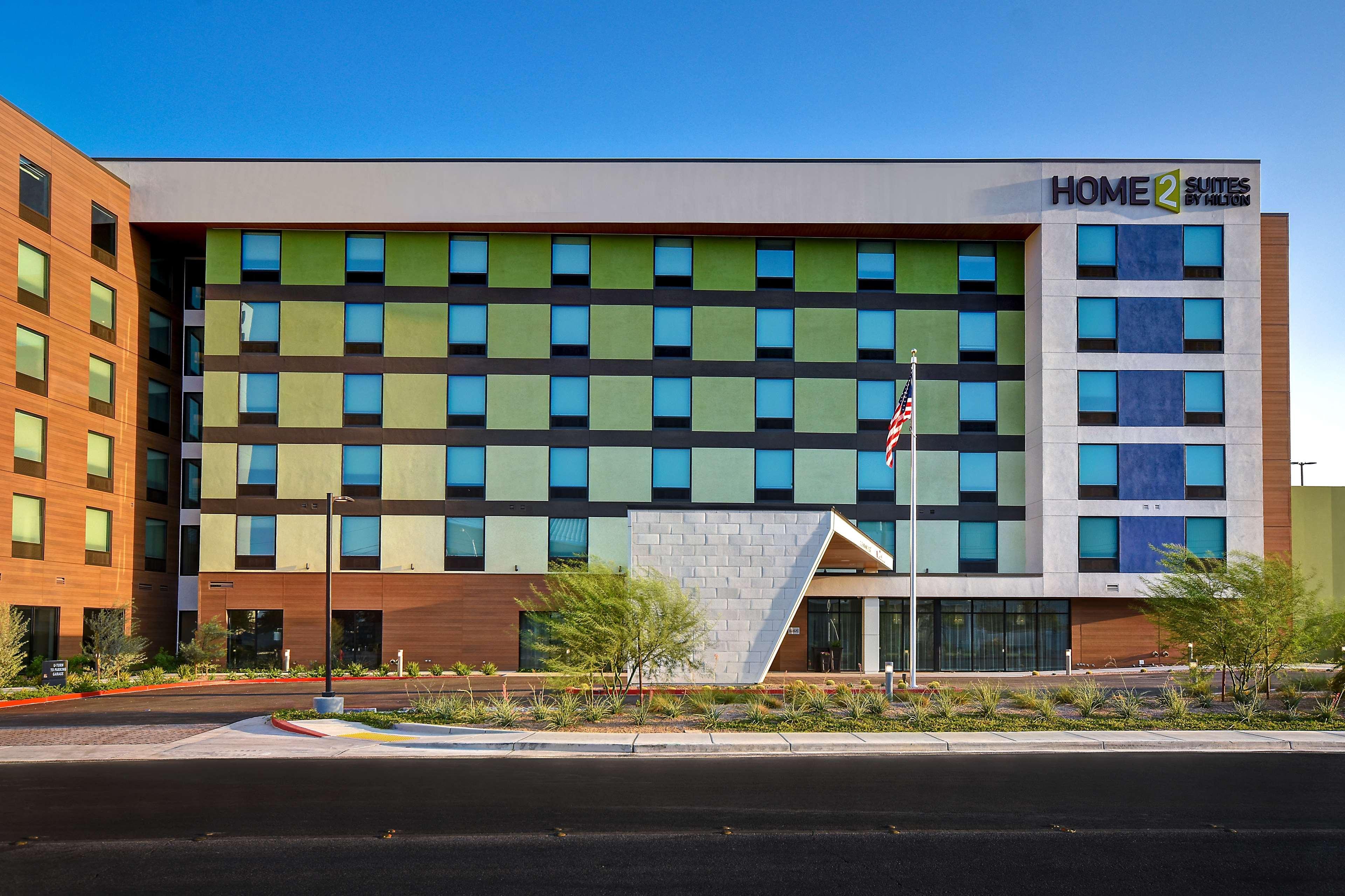 Hampton Inn & Suites Las Vegas Convention Center - No Resort Fee Exteriér fotografie