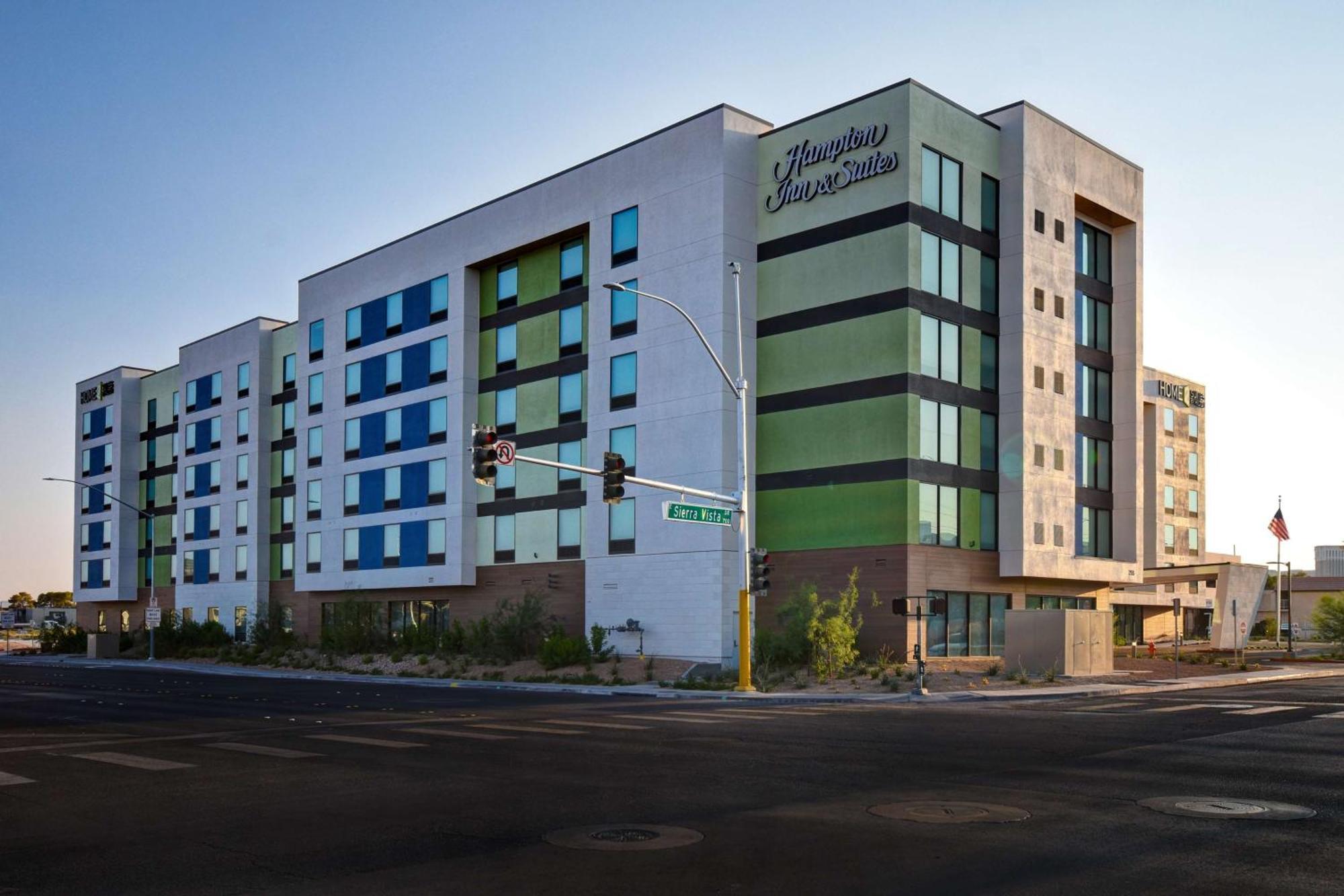 Hampton Inn & Suites Las Vegas Convention Center - No Resort Fee Exteriér fotografie