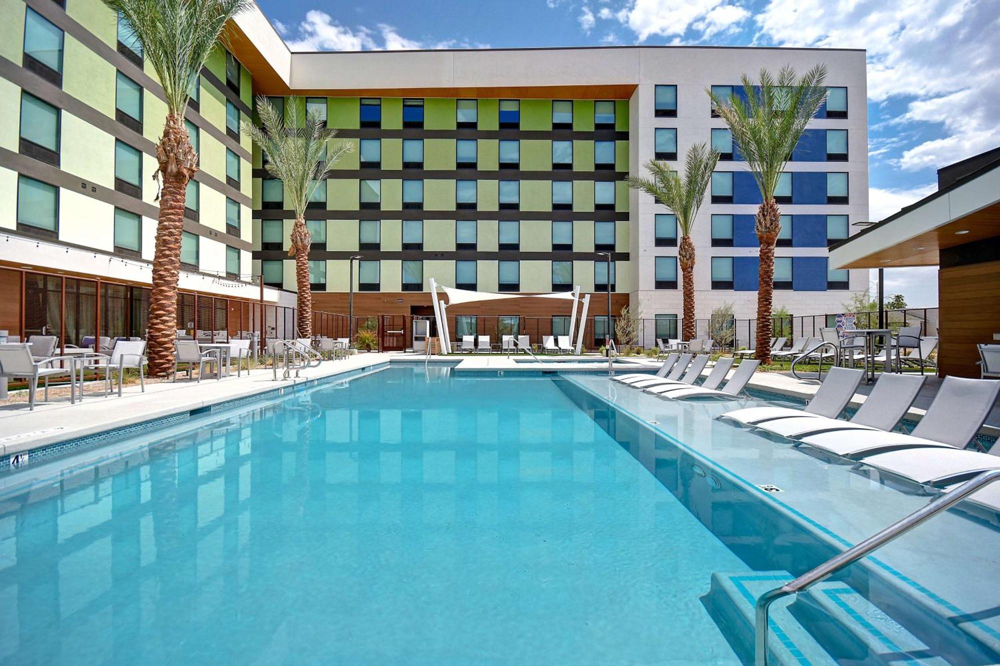 Hampton Inn & Suites Las Vegas Convention Center - No Resort Fee Exteriér fotografie