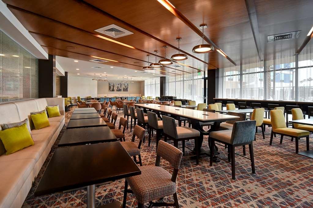 Hampton Inn & Suites Las Vegas Convention Center - No Resort Fee Restaurace fotografie
