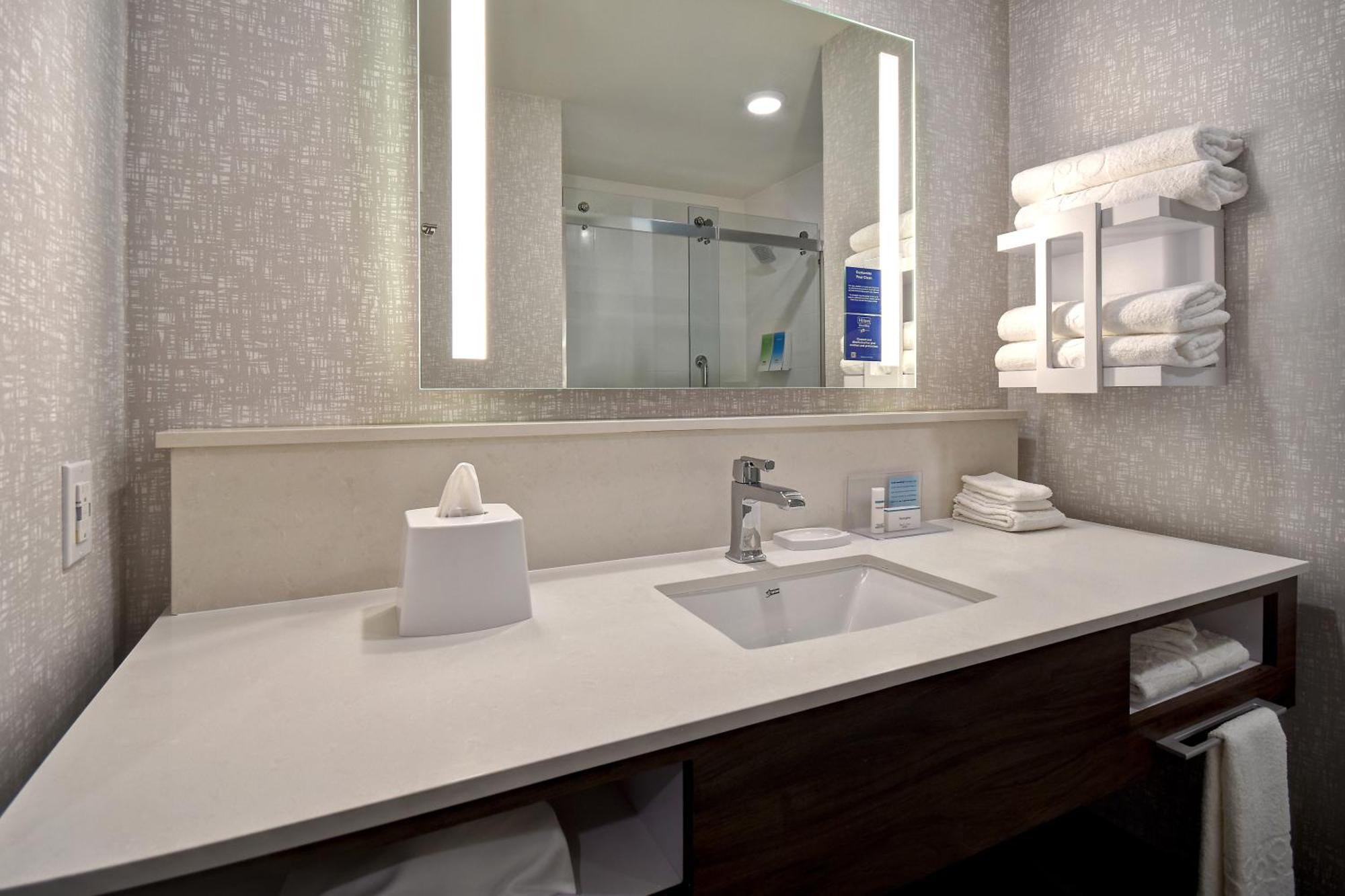Hampton Inn & Suites Las Vegas Convention Center - No Resort Fee Exteriér fotografie